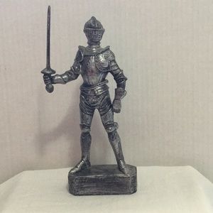 Vintage 1970, 8-1/2” Medieval Knight Plastic Toy